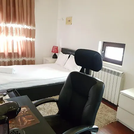 Apartament Monza-arena Nationala 부쿠레슈티